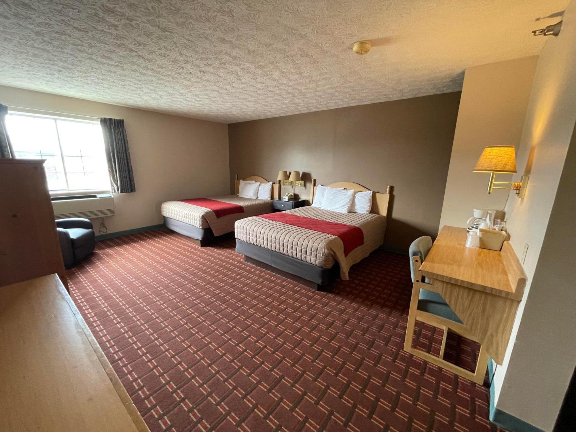 The Woodridge Inn Connersville Luaran gambar