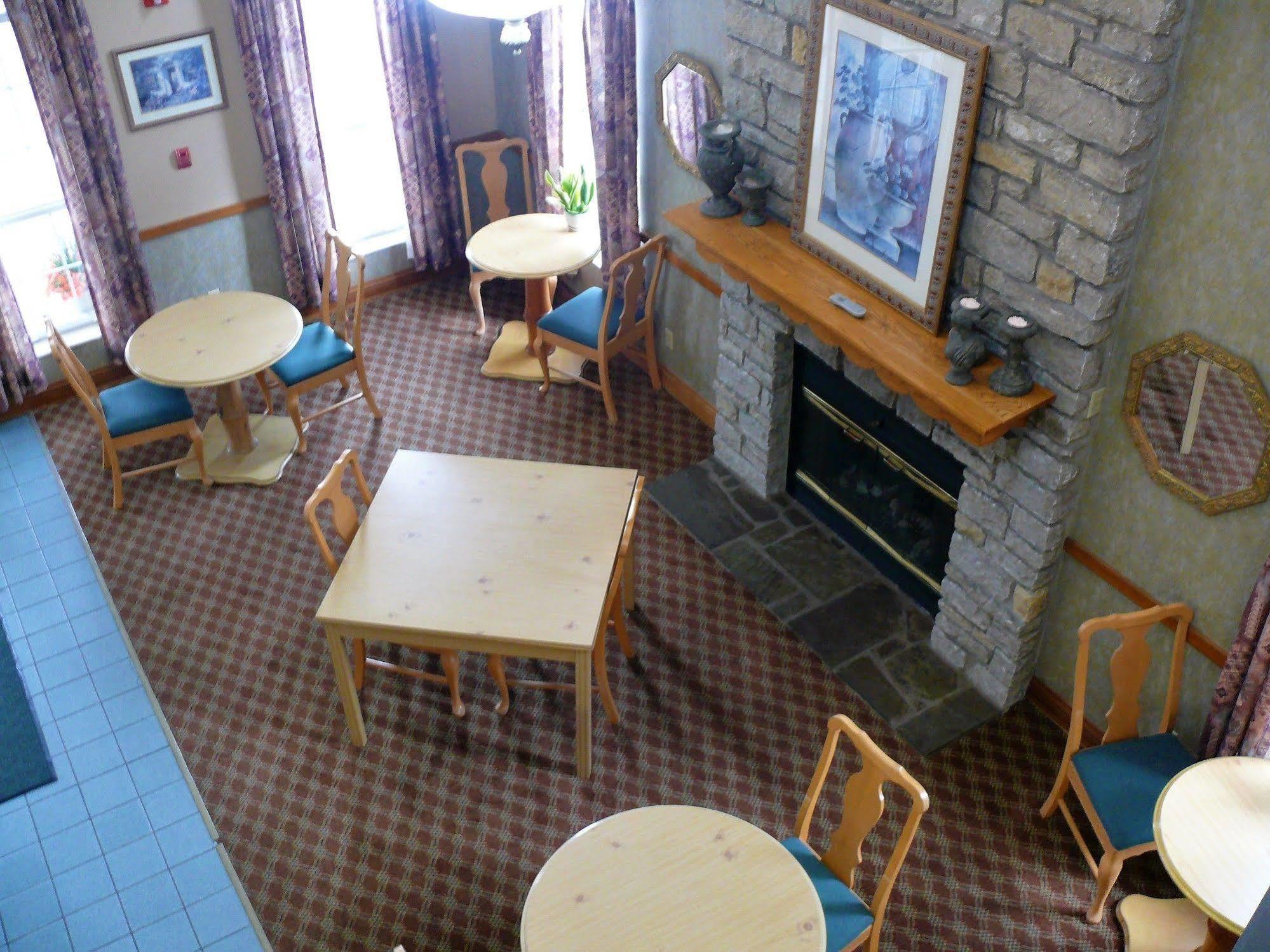The Woodridge Inn Connersville Luaran gambar