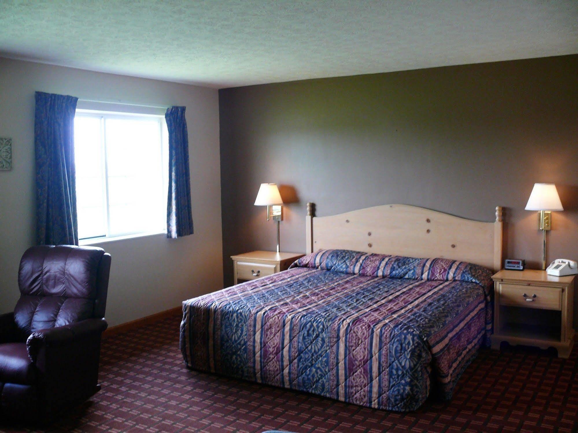 The Woodridge Inn Connersville Luaran gambar